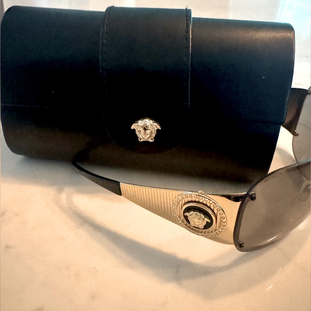 Versace Sunglasses 🕶️ with case